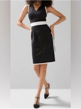 WHBM Black and White Sleeveless Cocktail Sheath Dress